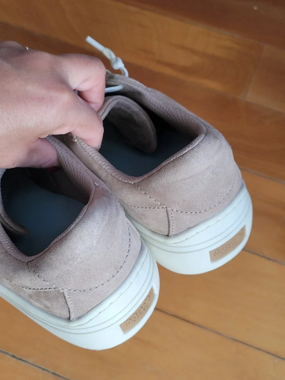 Dr. Scholl's Women's 7M Time Off Go Sneakers Toasted Taupe Suede Platform Style